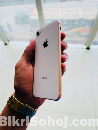 iPhone 8